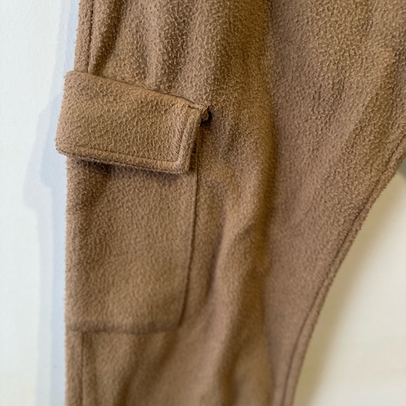 Essentials Tan Sweatpants - Picture 3 of 7